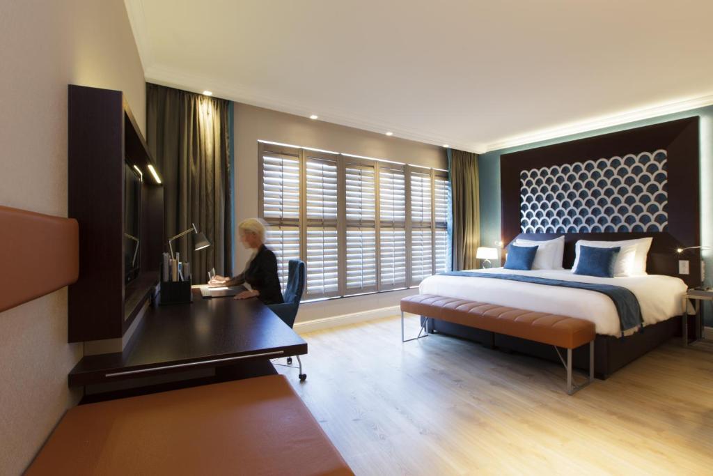 Hotel Dux Roermond Δωμάτιο φωτογραφία