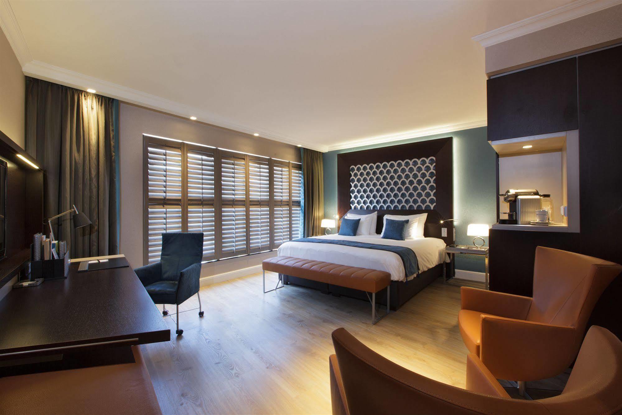 Hotel Dux Roermond Εξωτερικό φωτογραφία
