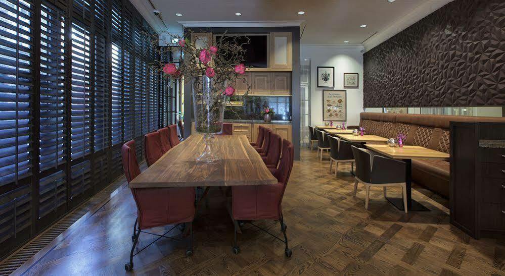 Hotel Dux Roermond Εξωτερικό φωτογραφία